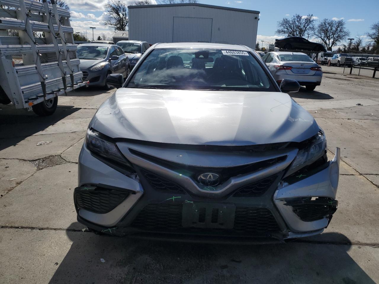 2022 Toyota Camry VIN 4T1G31AK4NU034353 Copart auction photo, front end / side damage thumbnail 5