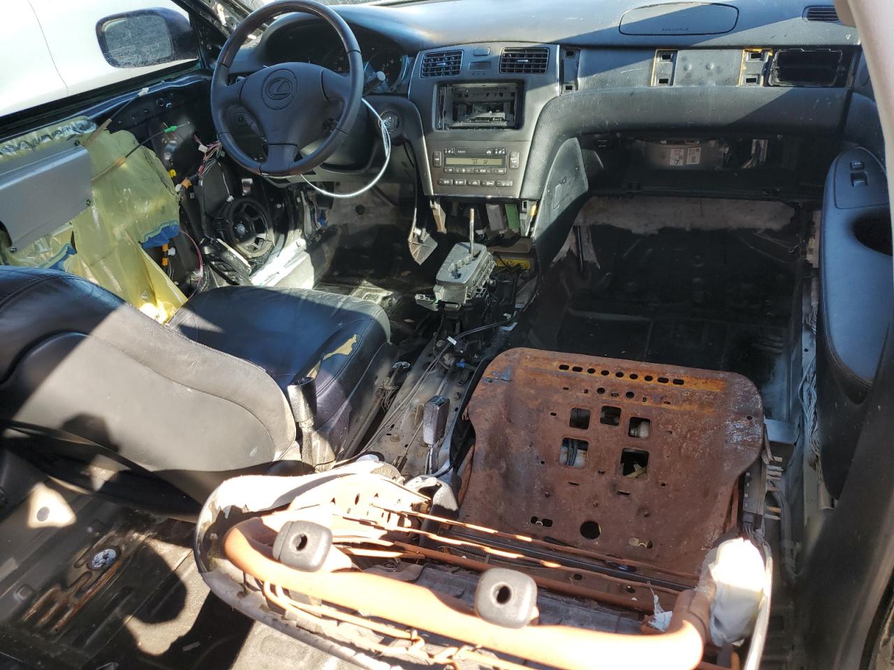 2002 Lexus ES VIN JTHBF30G825005859 Copart auction photo, side / stripped damage thumbnail 8