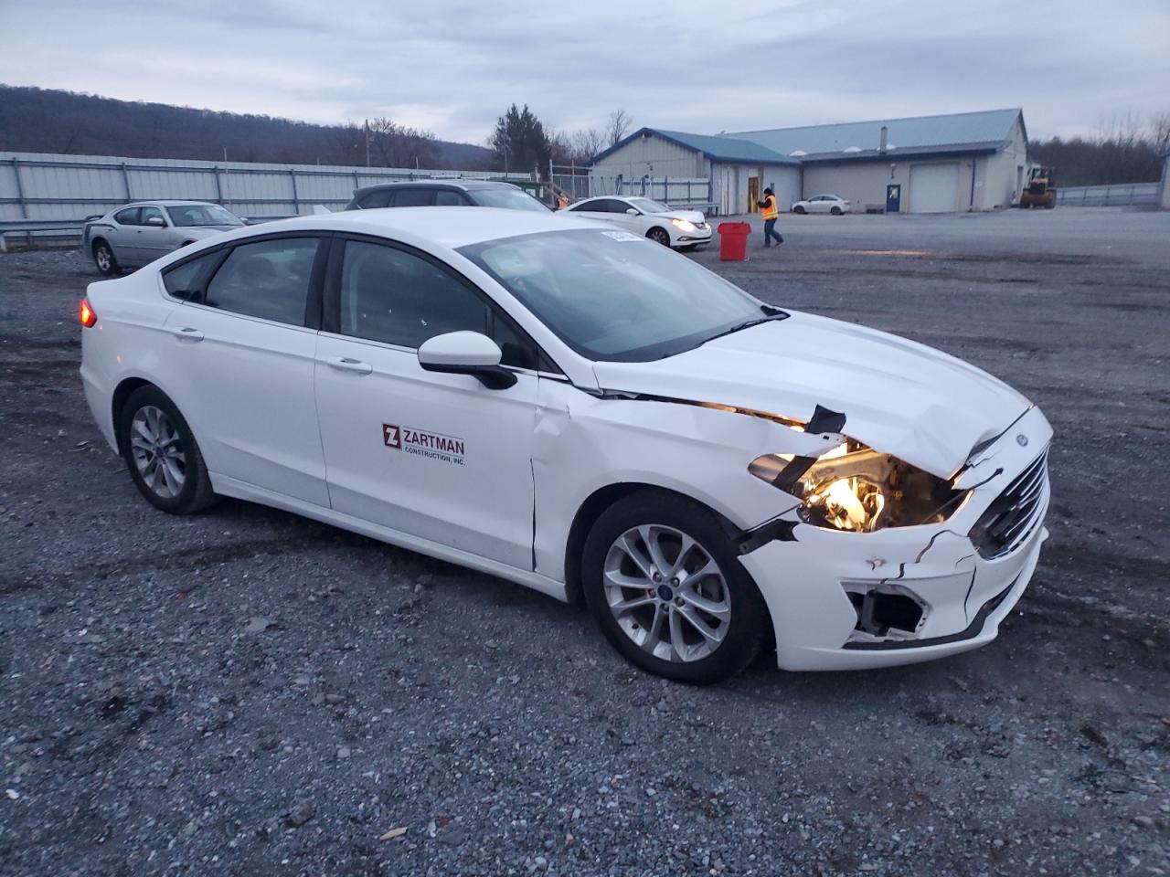2020 Ford Fusion VIN 3FA6P0HD0LR225140 Copart auction photo, front end damage thumbnail 4