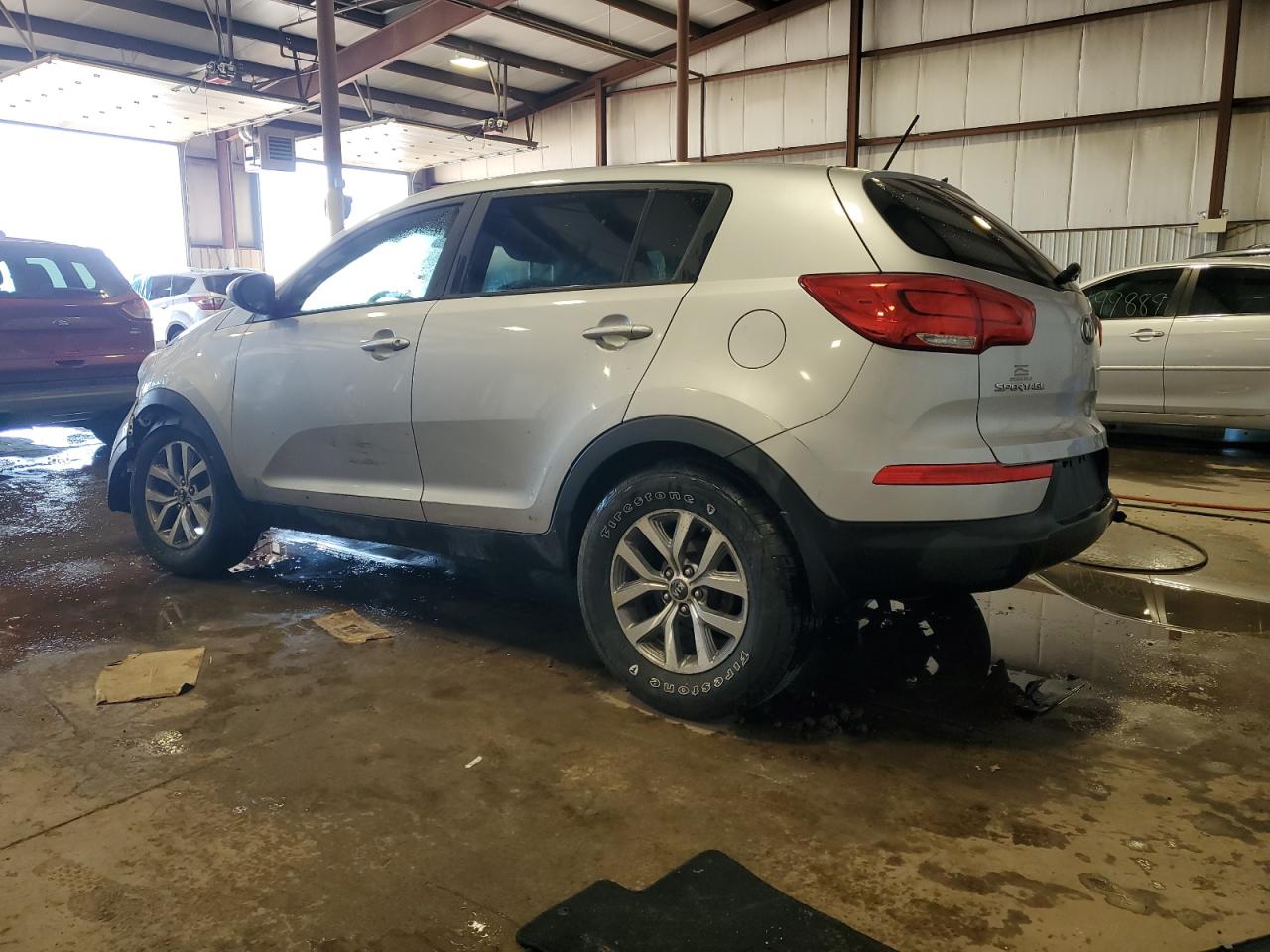 2016 KIA Sportage VIN KNDPB3AC2G7823596 Copart auction photo, front end / side damage thumbnail 2