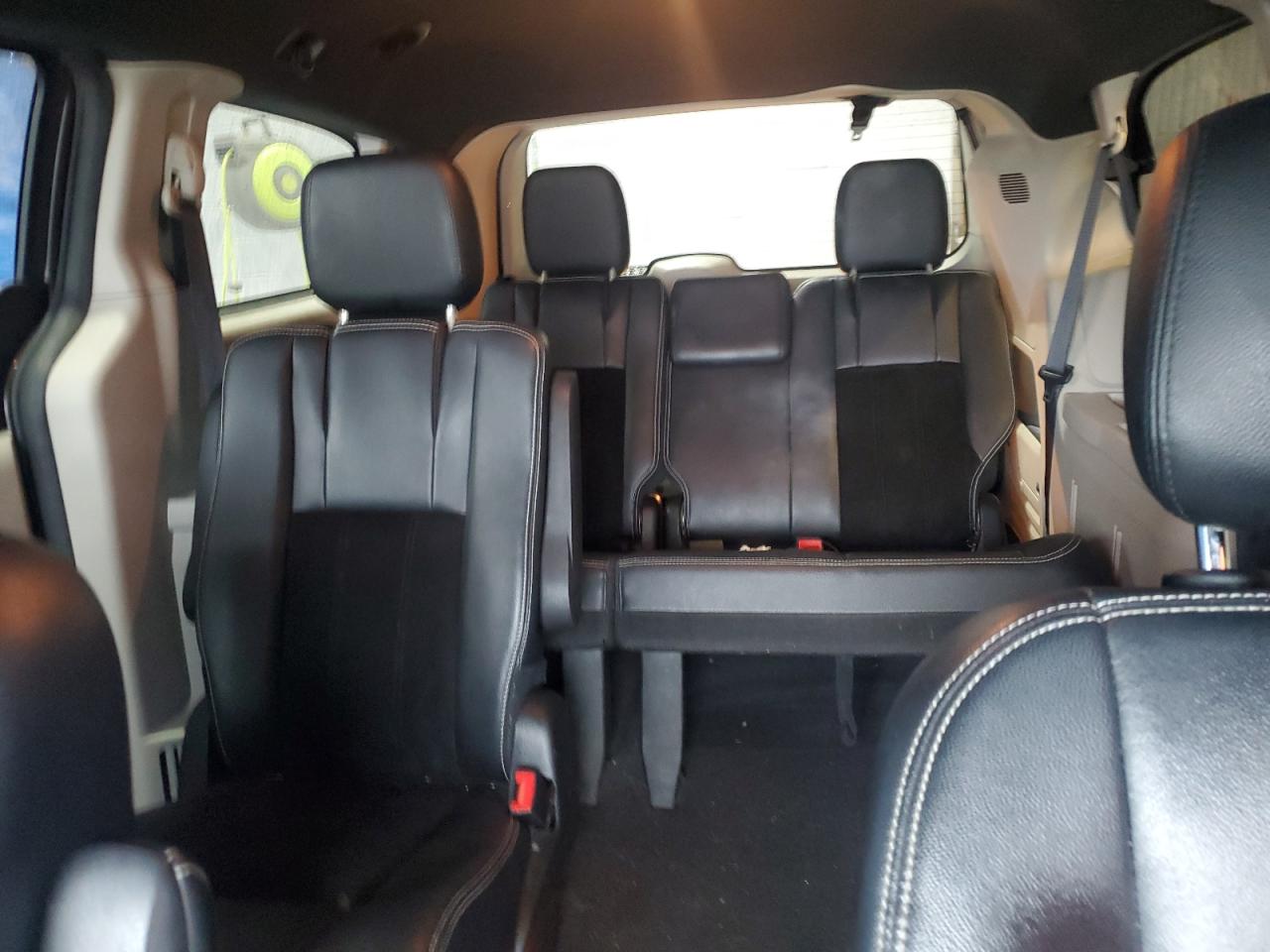 2017 Dodge Caravan VIN 2C4RDGCG7HR674600 Copart auction photo, side / minor dent/scratches damage thumbnail 10