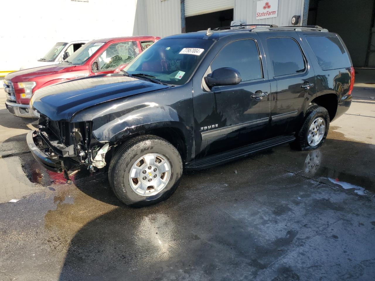 2013 Chevrolet Tahoe VIN 1GNSCAE01DR188048