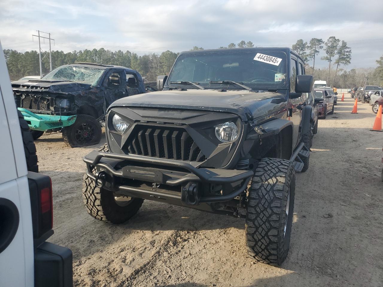 2020 Jeep Wrangler VIN 1C4HJXDN7LW127358 Copart auction photo, front end damage thumbnail 5