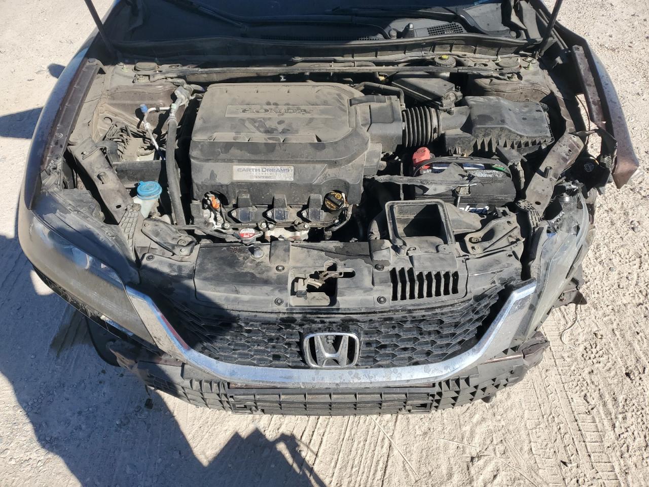 2013 Honda Accord VIN 1HGCT2B85DA005361 Copart auction photo, front end damage thumbnail 11