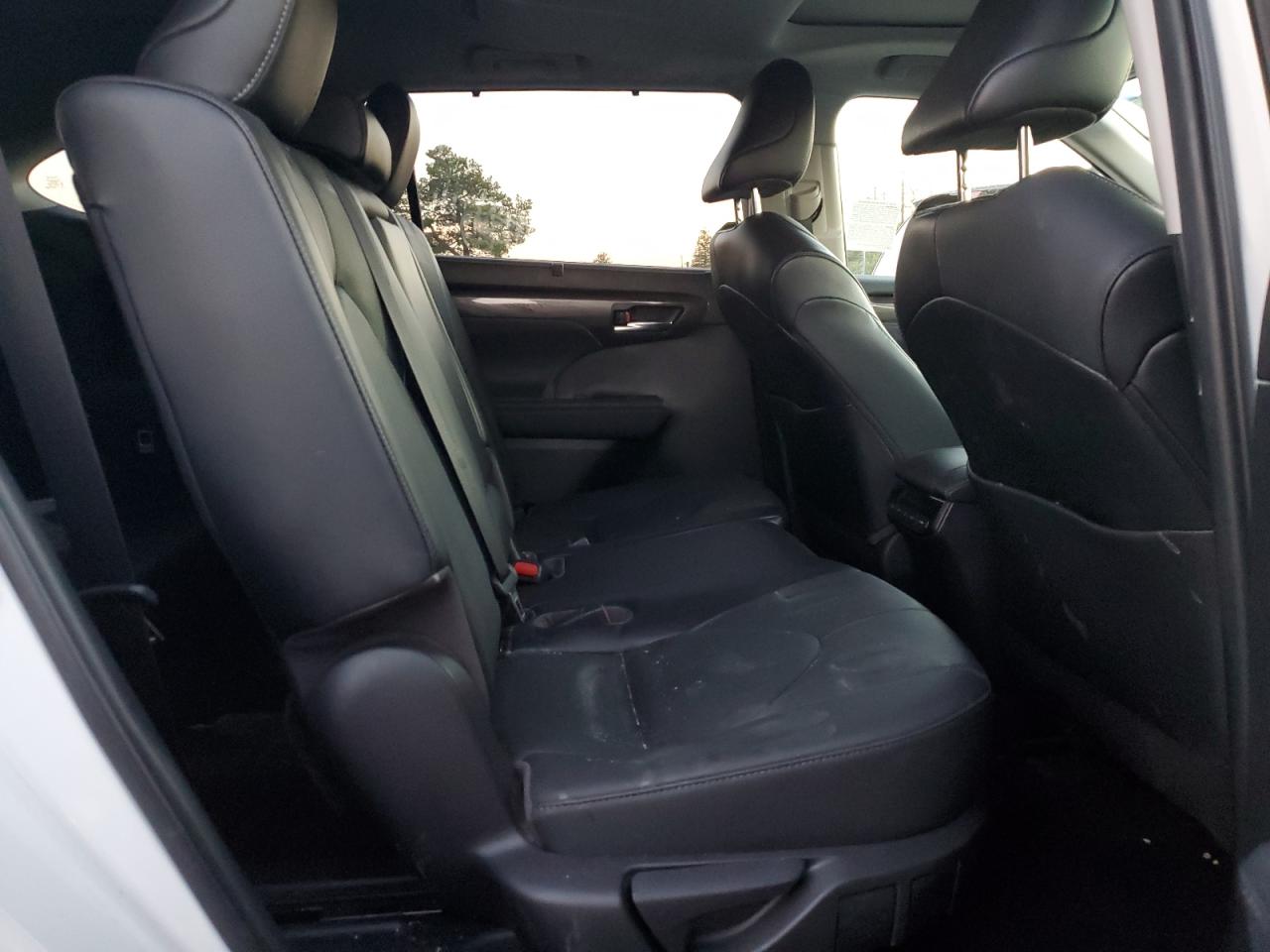 2022 Toyota Highlander VIN 5TDDZRBH1NS208343 Copart auction photo, front end damage thumbnail 11