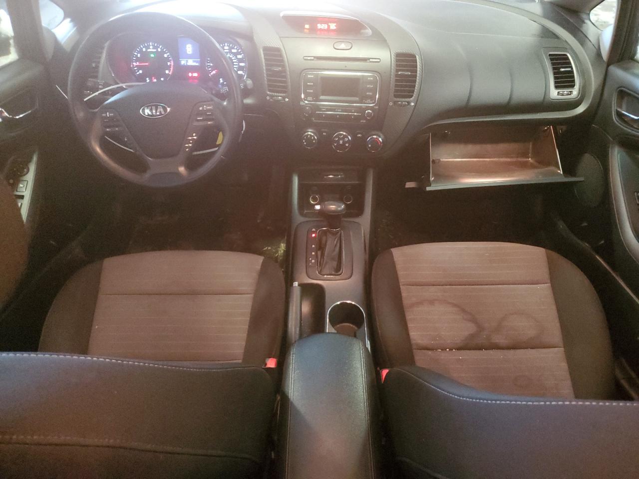 2015 KIA Forte VIN KNAFX5A81F5269267 Copart auction photo, side / rear end damage thumbnail 8