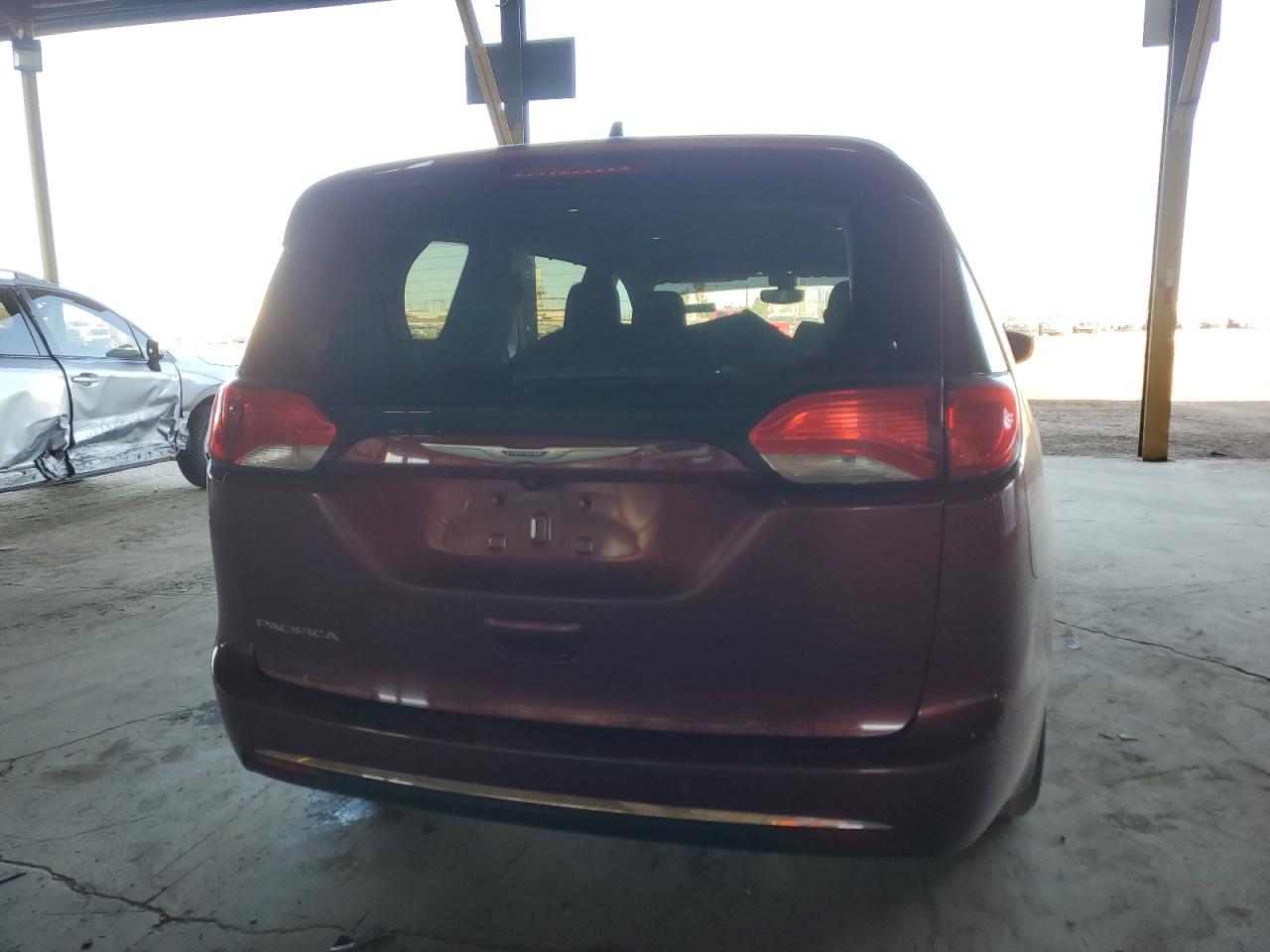 2018 Chrysler Pacifica VIN 2C4RC1FG6JR278448 Copart auction photo, front end damage thumbnail 6