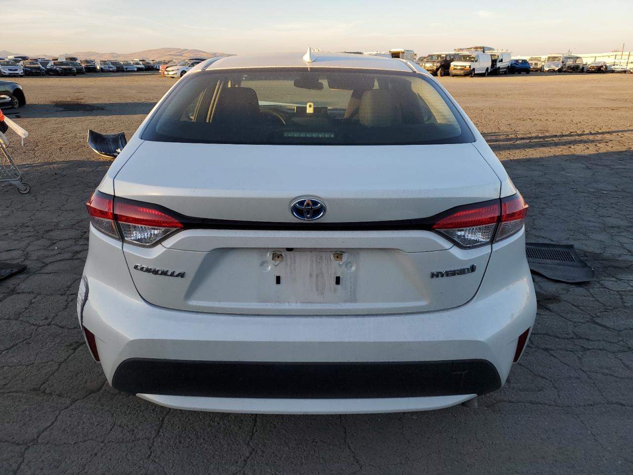 2020 Toyota Corolla VIN JTDEBRBE0LJ030661 Copart auction photo, front end damage thumbnail 6