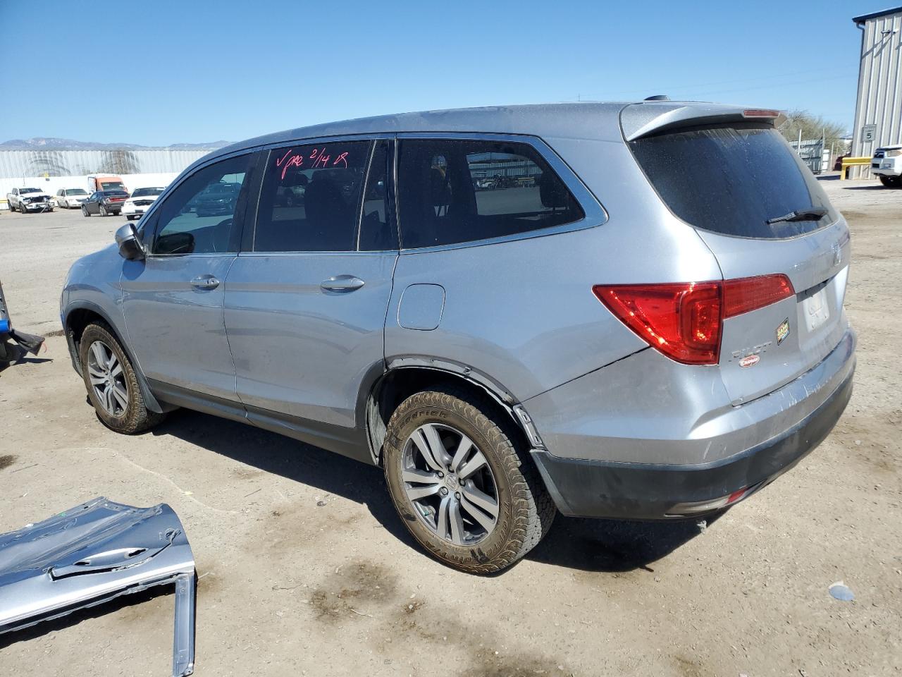 2018 Honda Pilot VIN 5FNYF6H50JB006873 Copart auction photo, side / rear end damage thumbnail 2