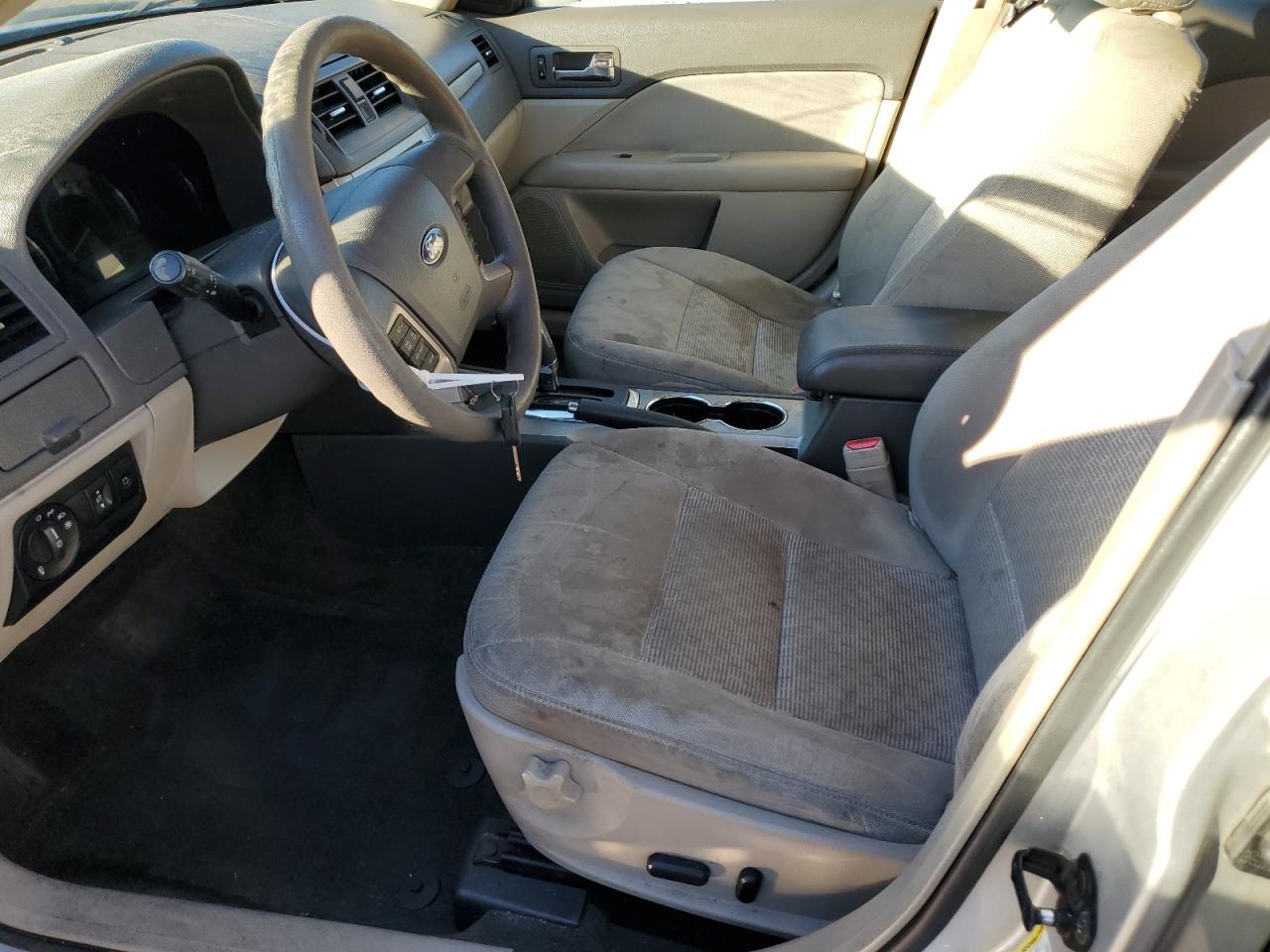 2011 Ford Fusion VIN 3FAHP0HAXBR125723 Copart auction photo, minor dent/scratches damage thumbnail 7