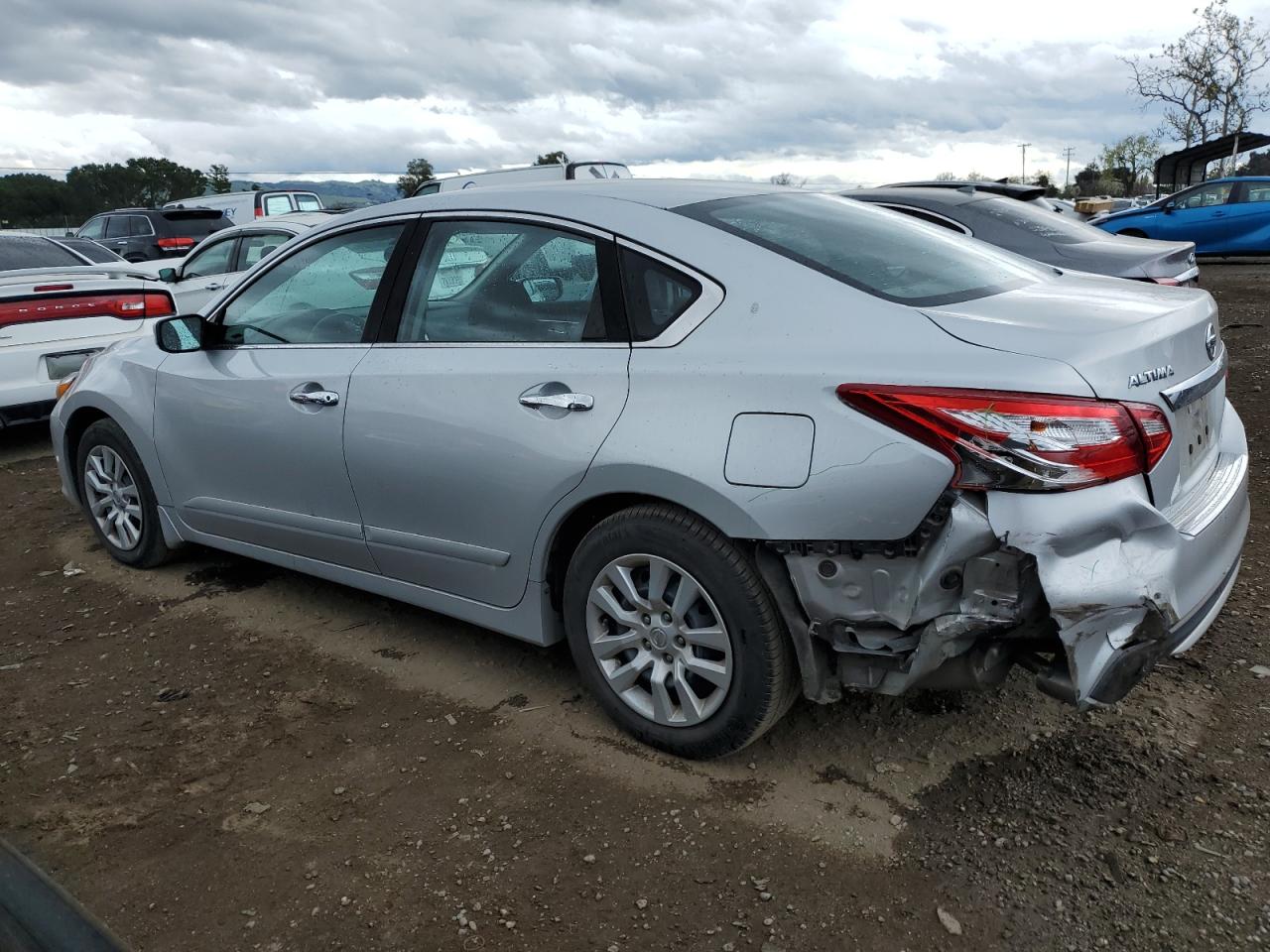 2017 Nissan Altima VIN 1N4AL3AP6HC250318 Copart auction photo, rear end damage thumbnail 2