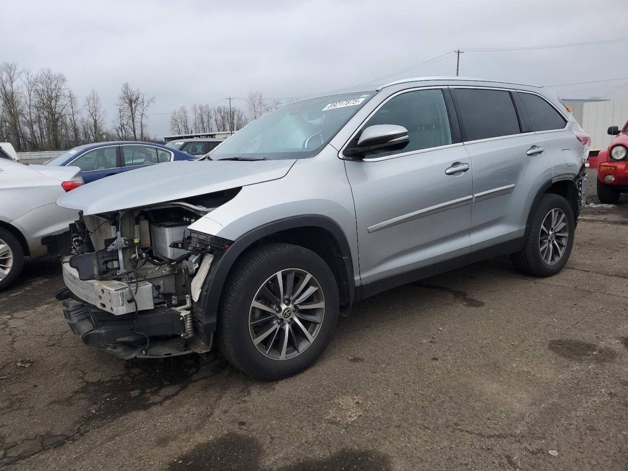 2019 Toyota Highlander VIN 5TDJZRFH8KS626200
