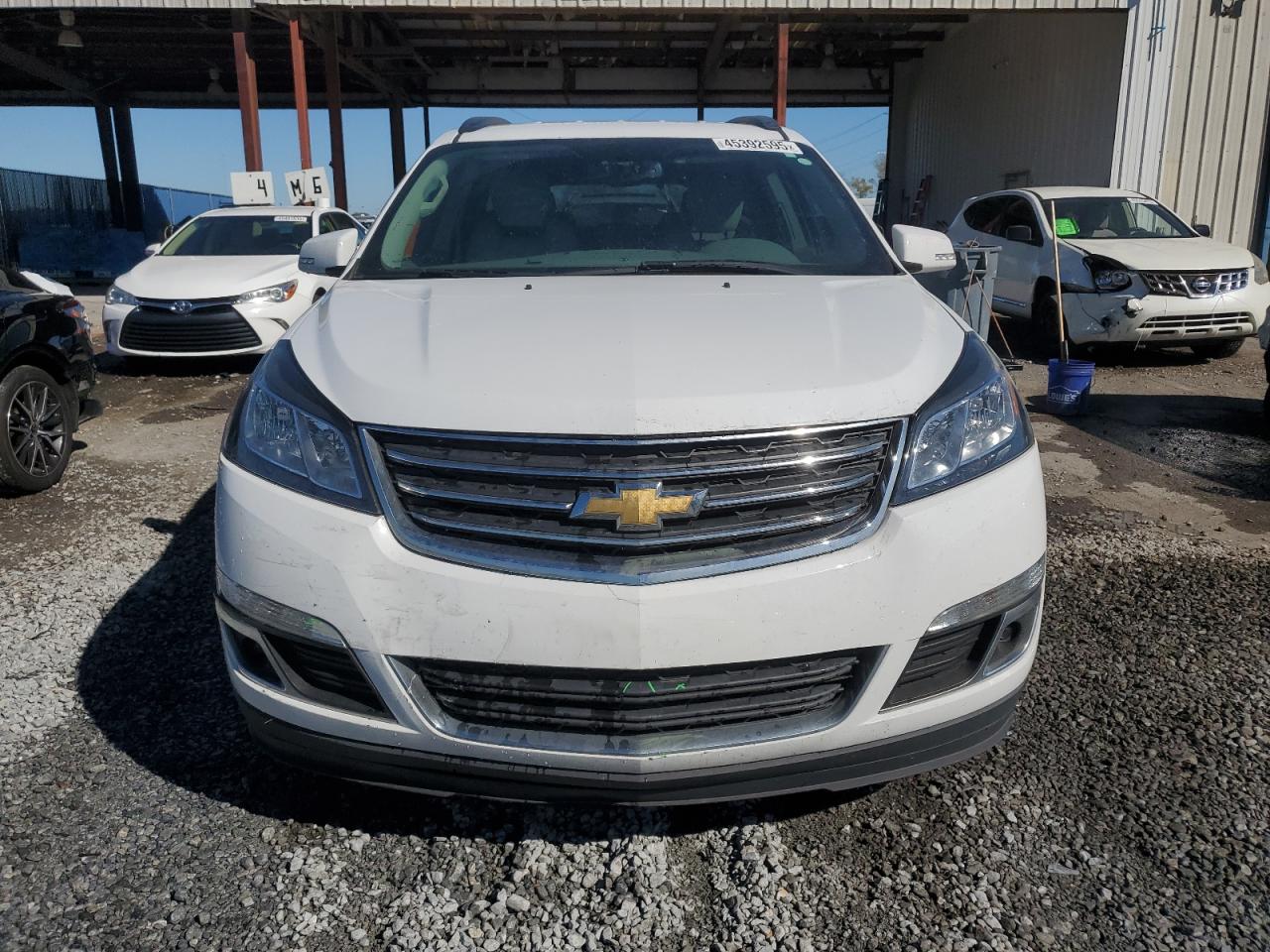 2017 Chevrolet Traverse VIN 1GNKRHKD5HJ117261 Copart auction photo, rear end damage thumbnail 5