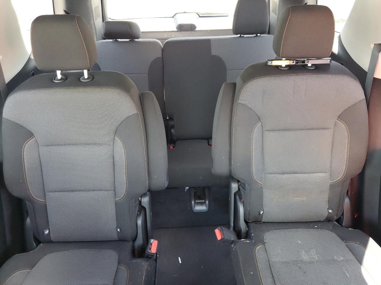 2021 Chevrolet Traverse VIN 1GNERGKW4MJ245137 Copart auction photo, water/flood / minor dent/scratches damage thumbnail 10