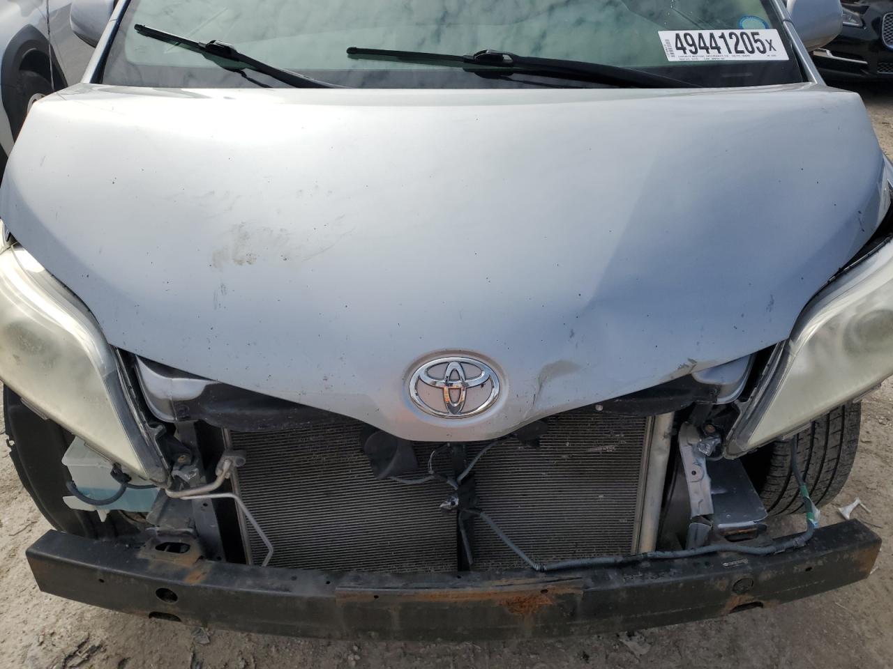 2011 Toyota Sienna VIN 5TDKK3DC7BS105093 Copart auction photo, front end / rear end damage thumbnail 11
