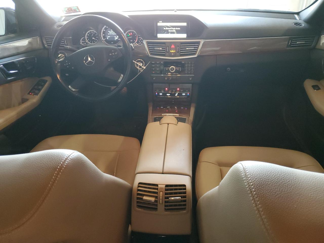 2010 Mercedes-Benz E-klasse VIN WDDHF8HB4AA115014 Copart auction photo, side damage thumbnail 8