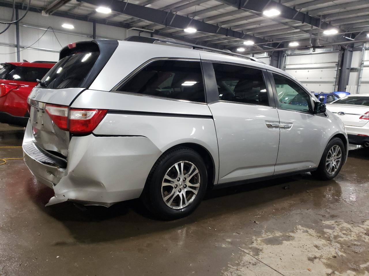 2013 Honda Odyssey VIN 5FNRL5H67DB030141 Copart auction photo, rear end damage thumbnail 3