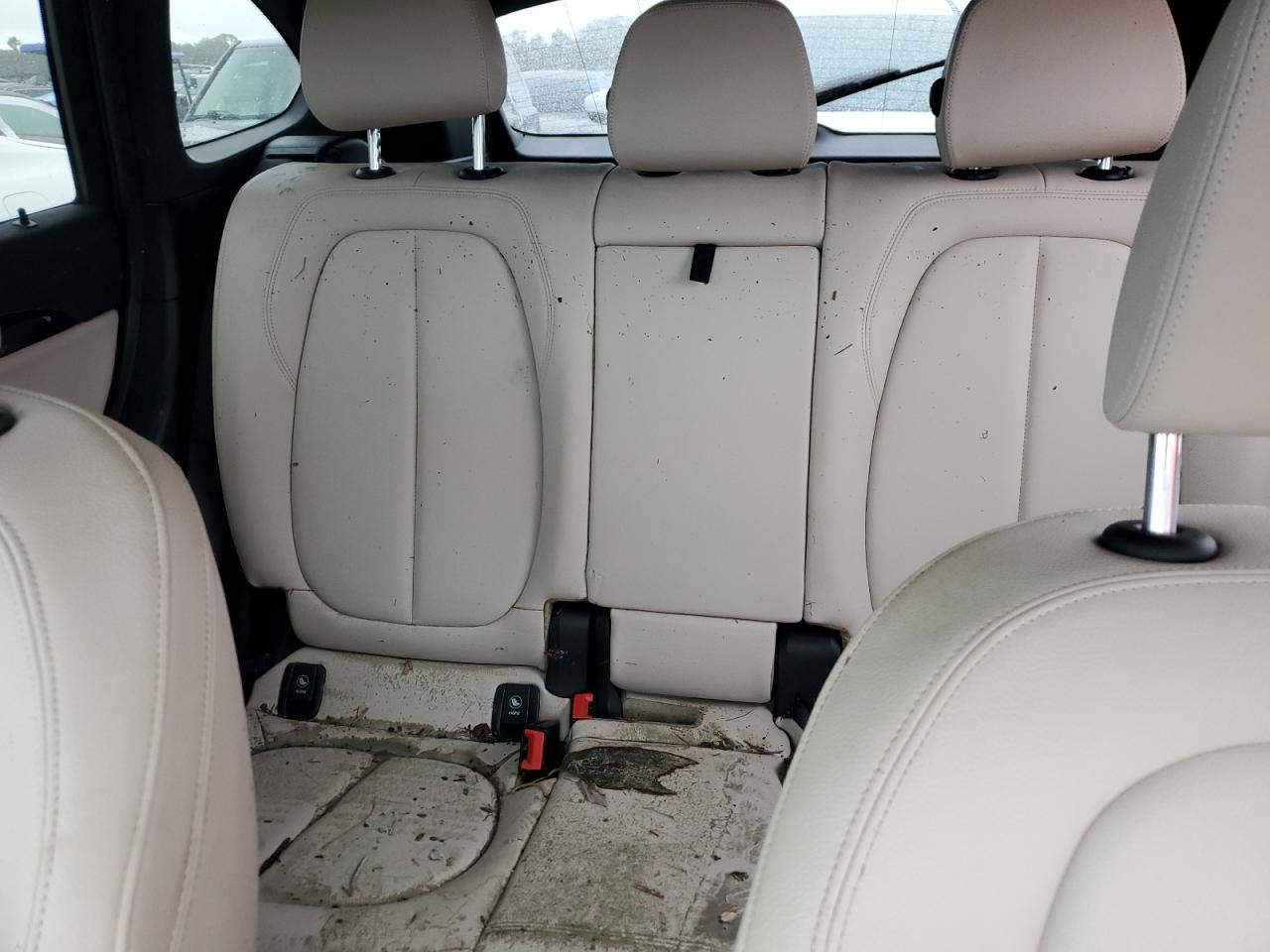2020 BMW X1 VIN WBXJG7C06L5R48191 Copart auction photo, water/flood damage thumbnail 10
