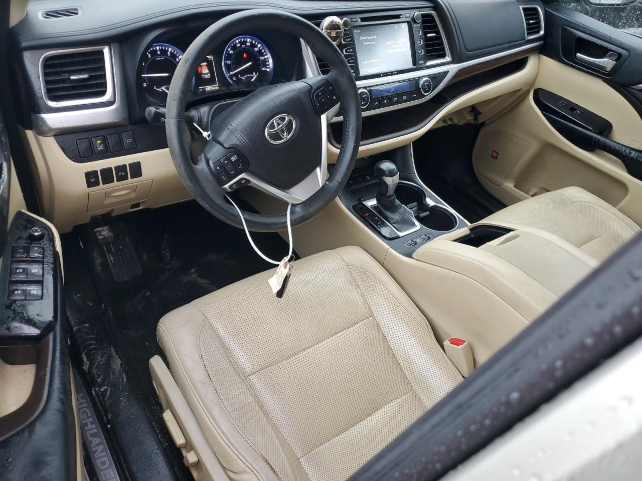 2016 Toyota Highlander VIN 5TDDKRFH0GS263707 Copart auction photo, front end damage thumbnail 8