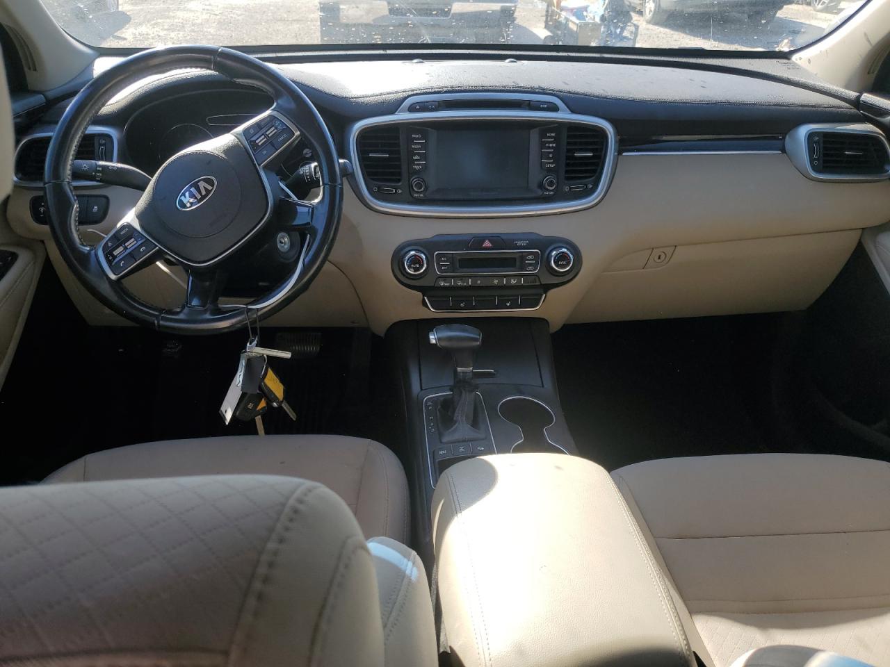 2019 KIA Sorento VIN 5XYPGDA30KG538589 Copart auction photo, unknown damage thumbnail 8