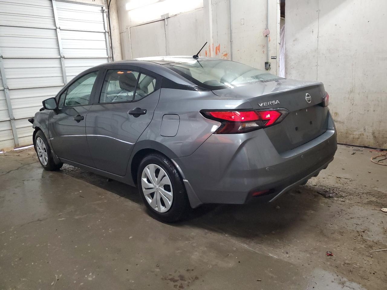 2020 Nissan Versa VIN 3N1CN8BV9LL866666 Copart auction photo, front end / minor dent/scratches damage thumbnail 2