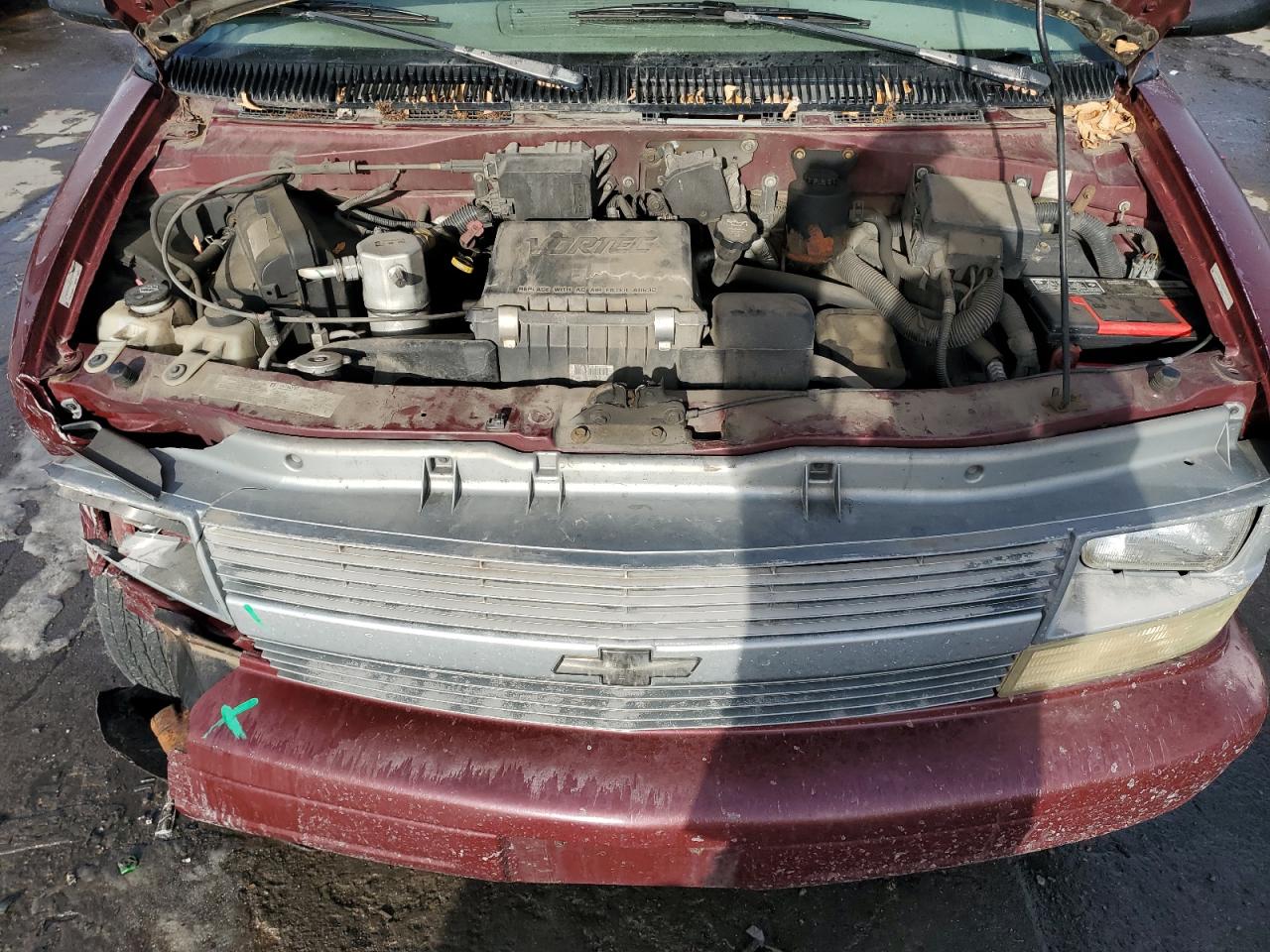 2004 Chevrolet Astro VIN 1GNDM19X04B114559 Copart auction photo, front end / side damage thumbnail 12