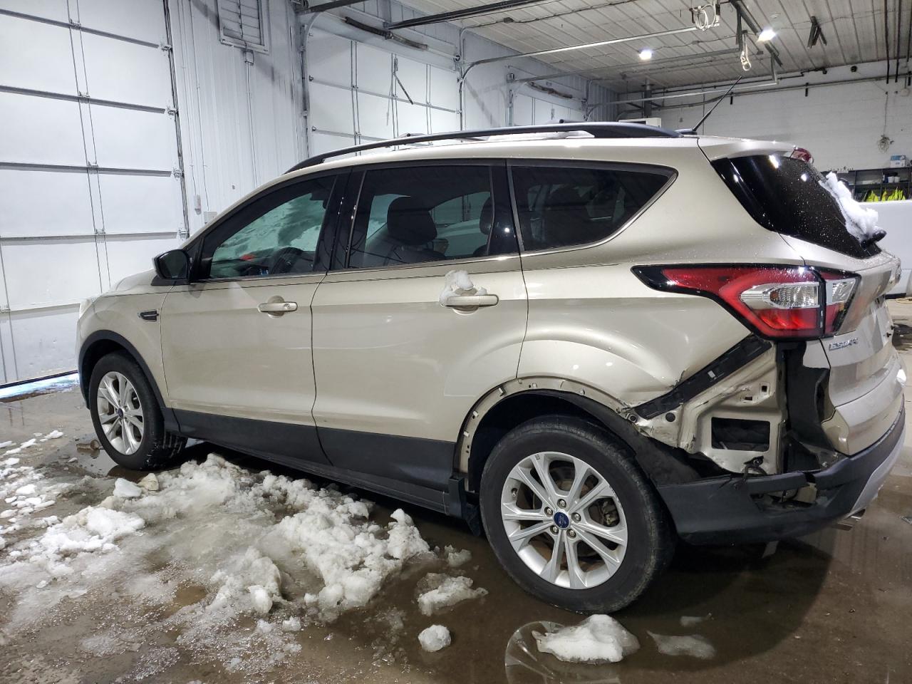2017 Ford Escape VIN 1FMCU0GD4HUE43665 Copart auction photo, side / rear end damage thumbnail 2