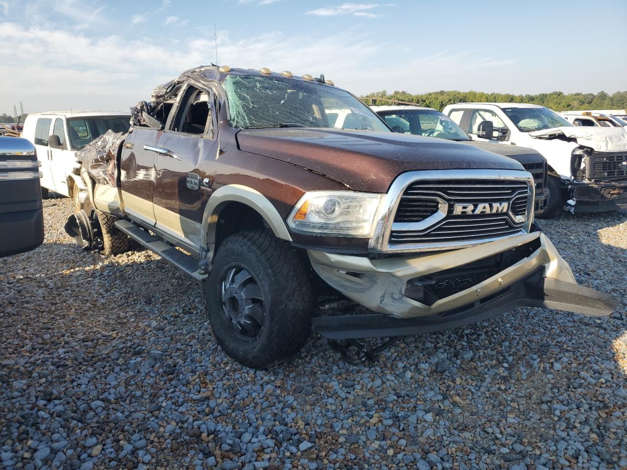 2014 RAM 3500 VIN 3C63RRKL5EG235826 Copart auction photo, all over damage thumbnail 4