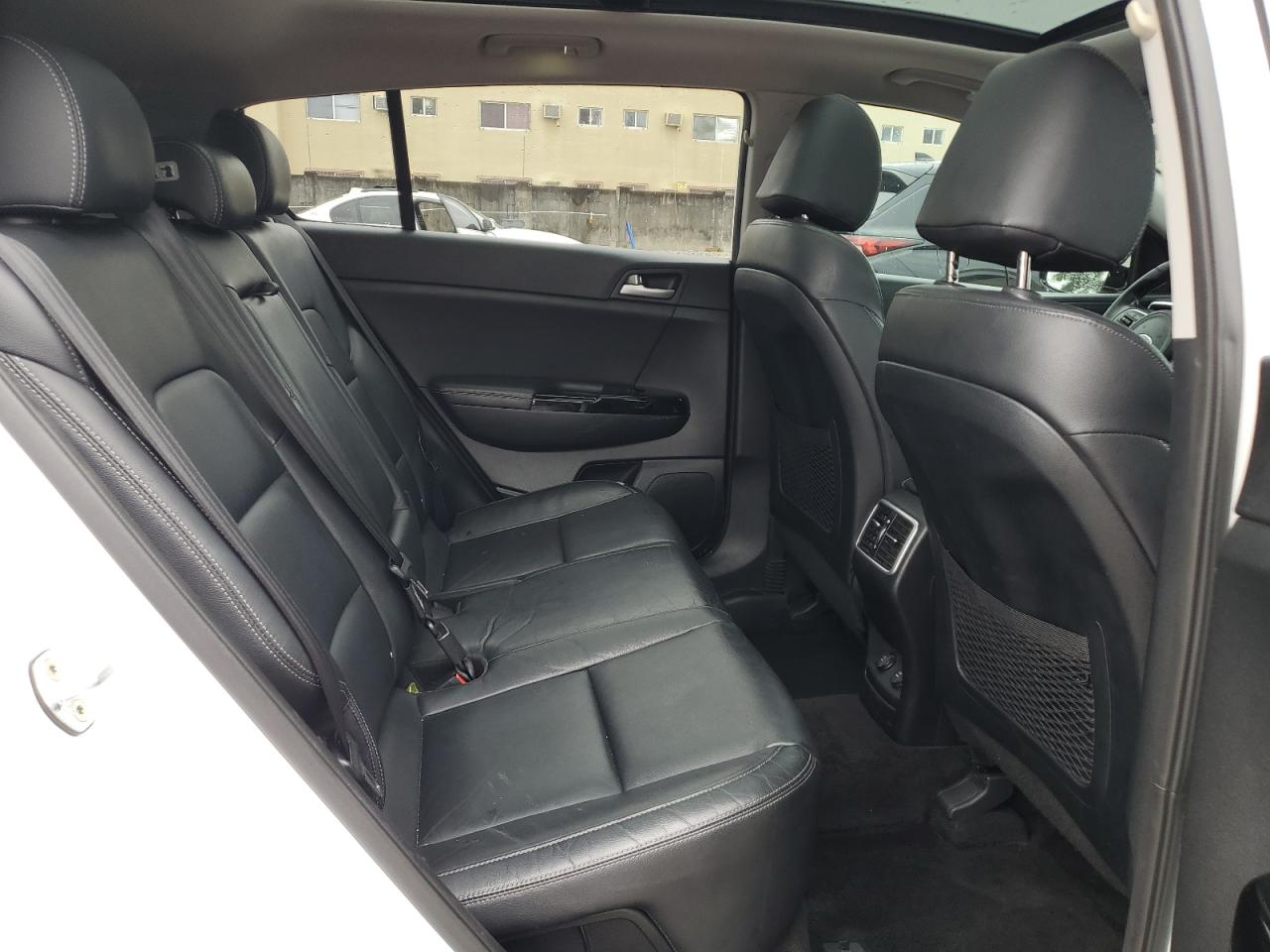 2018 KIA Sportage VIN KNDPN3AC2J7406185 Copart auction photo, rear end / minor dent/scratches damage thumbnail 11