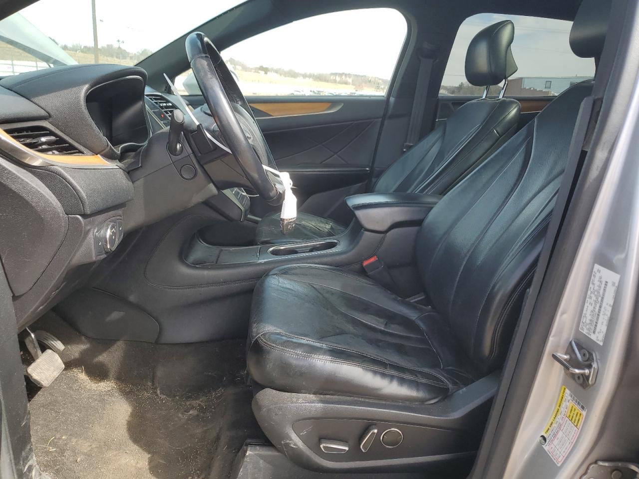 2015 Lincoln MKZ VIN 5LMCJ2A97FUJ35487 Copart auction photo, minor dent/scratches damage thumbnail 7