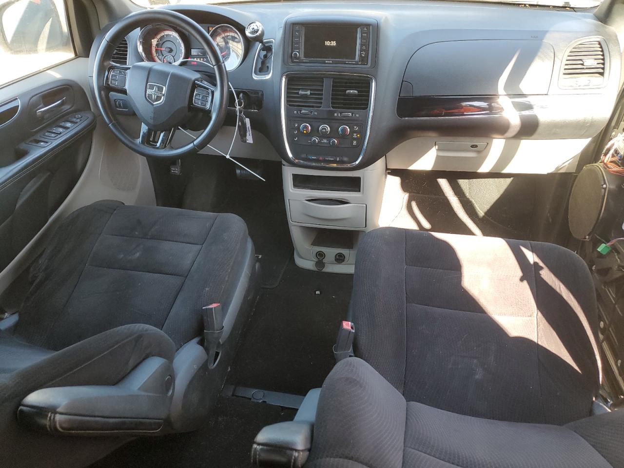 2014 Dodge Caravan VIN 2C4RDGBGXER452775 Copart auction photo, front end damage thumbnail 8