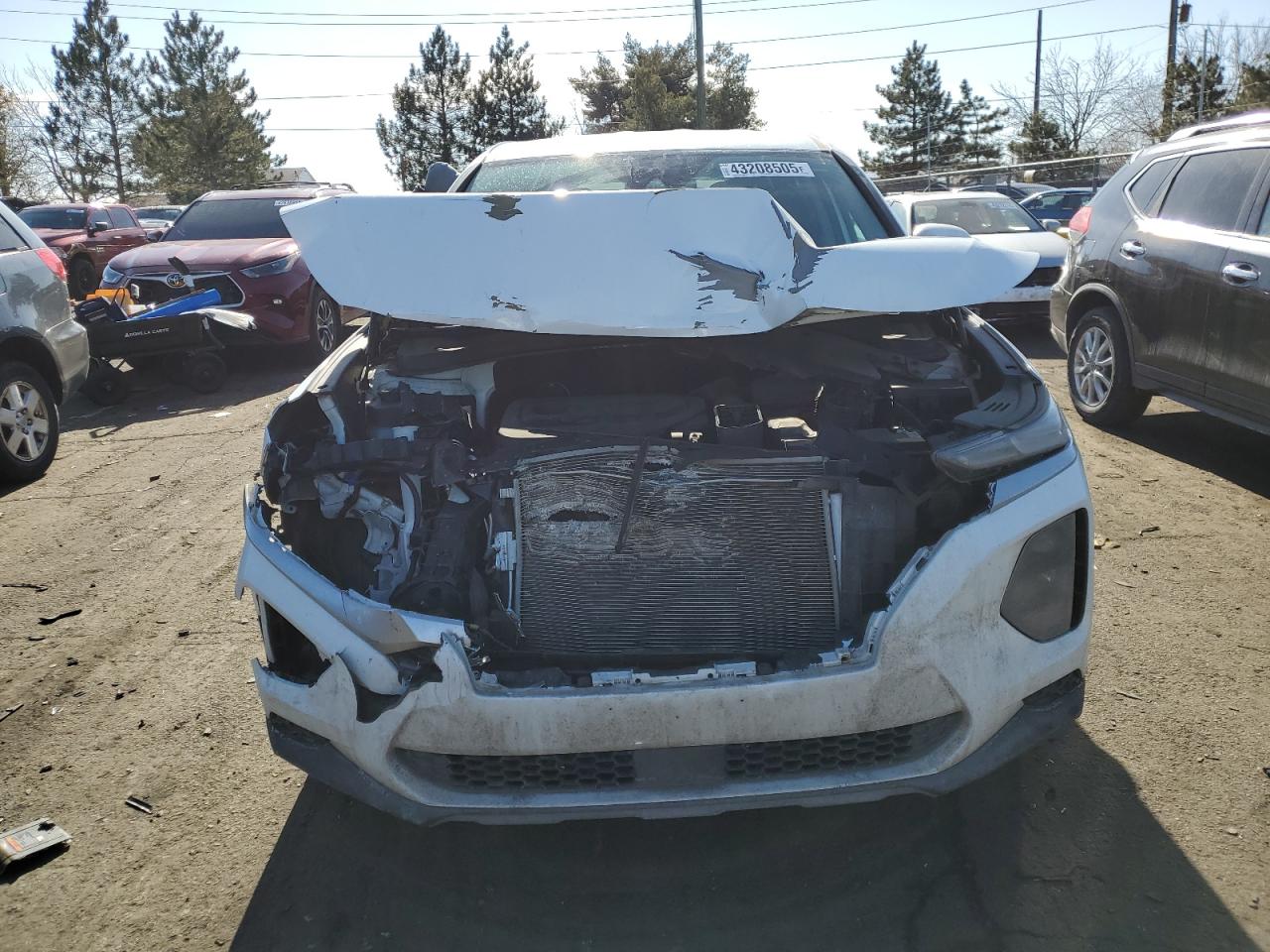 2019 Hyundai Santa Fe VIN 5NMS2CAD6KH099674 Copart auction photo, front end damage thumbnail 5