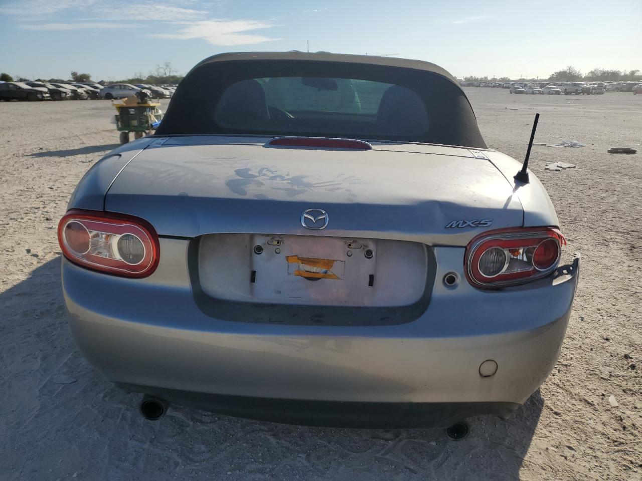 2014 Mazda MX-5 VIN JM1NC2JFXE0237081 Copart auction photo, rear end damage thumbnail 6