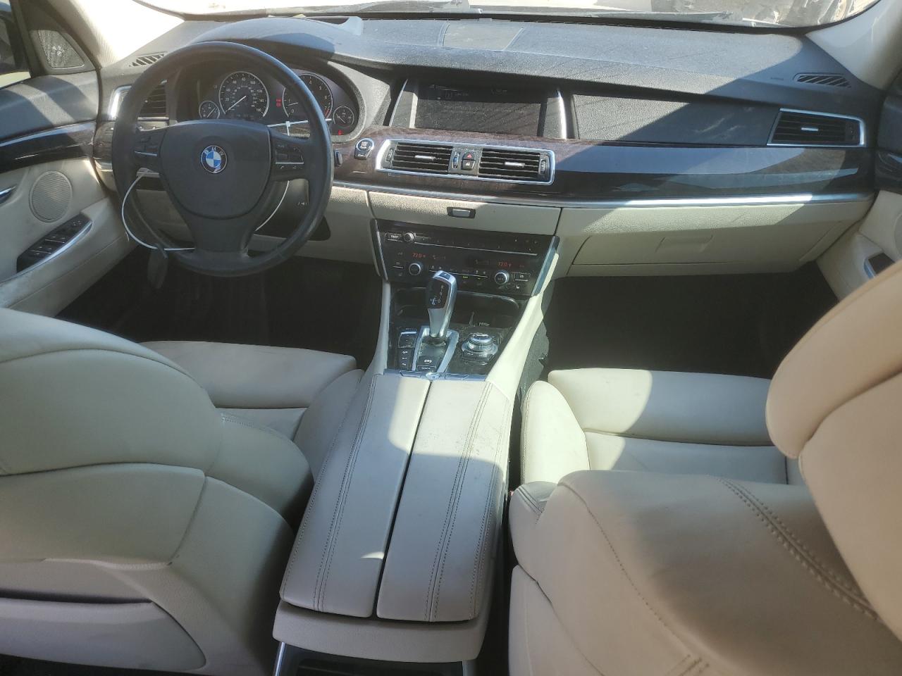 2013 BMW 5er VIN WBASP2C59DC339106 Copart auction photo, hail / all over damage thumbnail 8