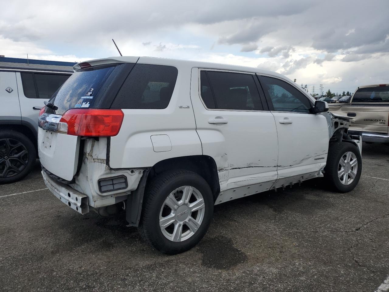 2015 GMC Terrain VIN 2GKALMEK2F6214022 Copart auction photo, rear end / side damage thumbnail 3