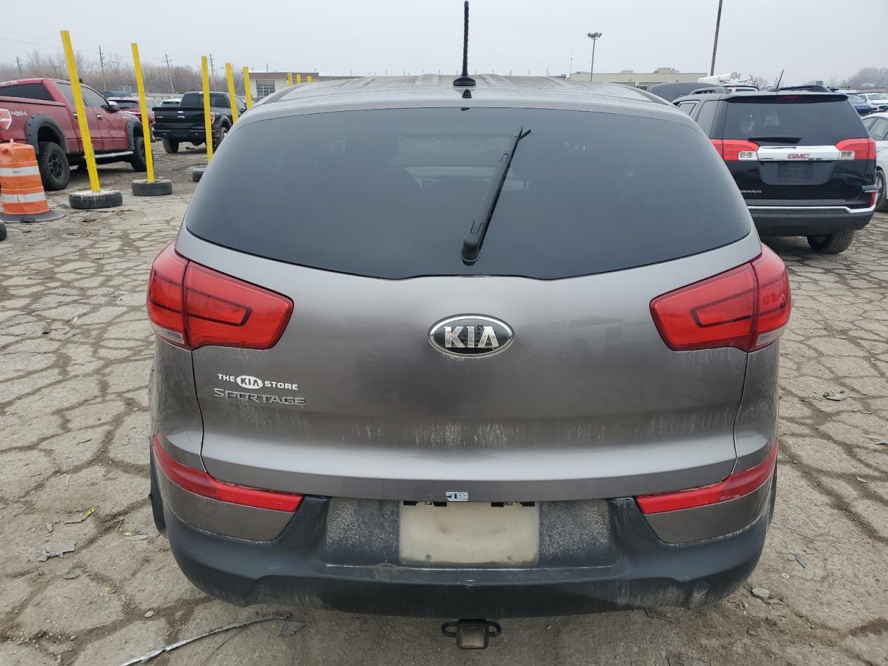 2015 KIA Sportage VIN KNDPBCAC8F7698358 Copart auction photo, all over / mechanical damage thumbnail 6
