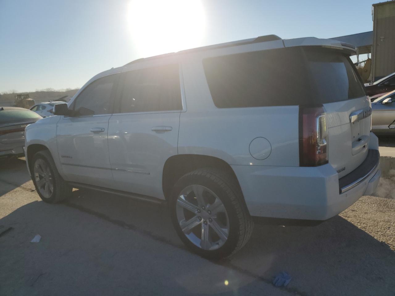 2018 GMC Yukon VIN 1GKS2CKJ8JR392477 Copart auction photo, side damage thumbnail 2