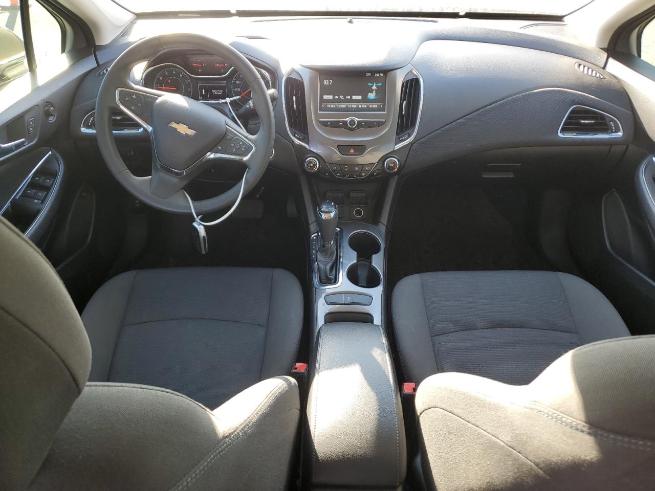 2018 Chevrolet Cruze VIN 1G1BE5SM6J7232661 Copart auction photo, front end damage thumbnail 8
