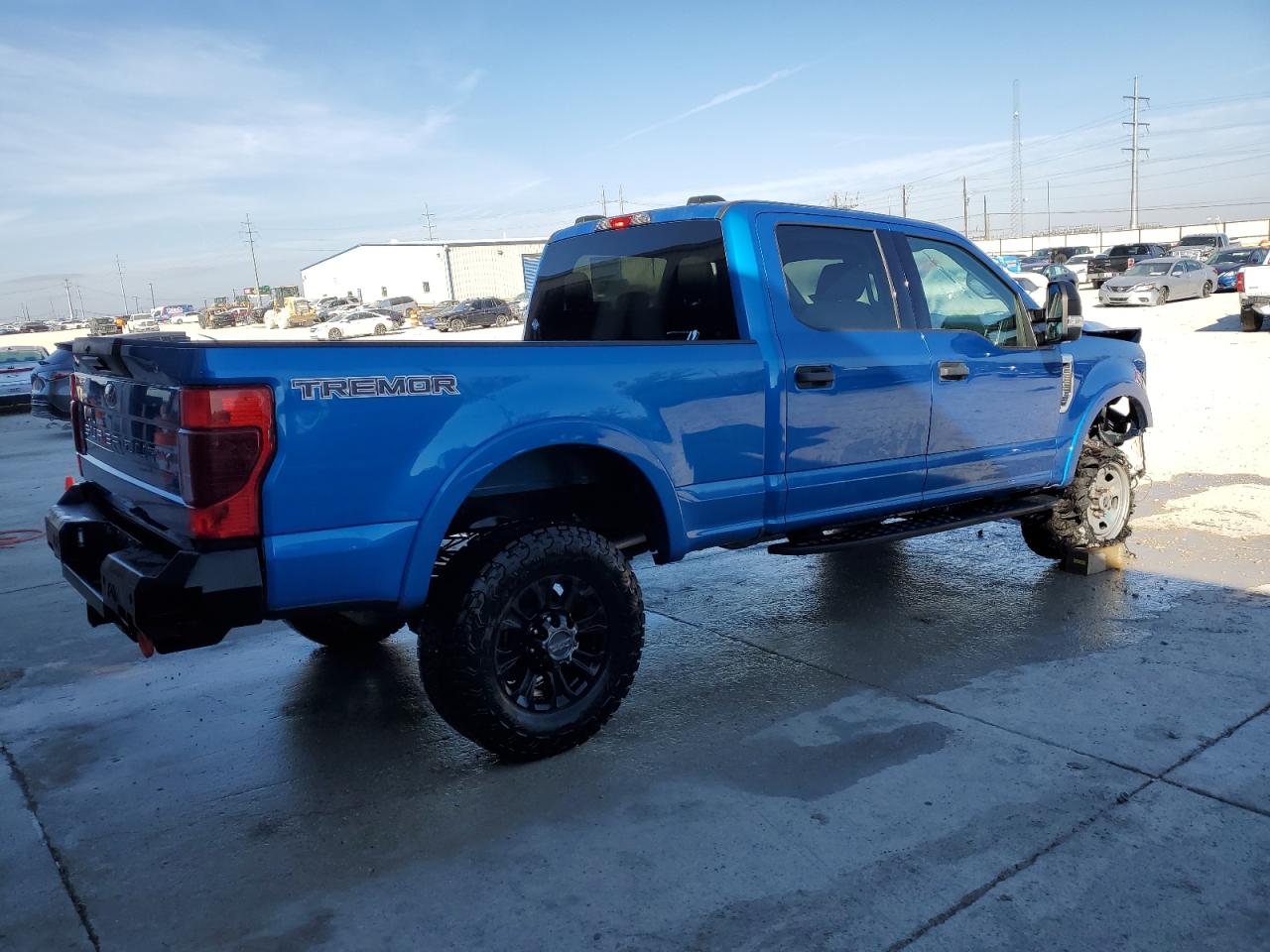 2020 Ford F250 VIN 1FT7W2BN2LEE19038 Copart auction photo, front end / minor dent/scratches damage thumbnail 3