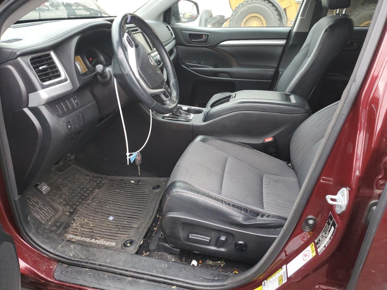 2016 Toyota Highlander VIN 5TDBKRFH7GS327801 Copart auction photo, side / rear end damage thumbnail 7