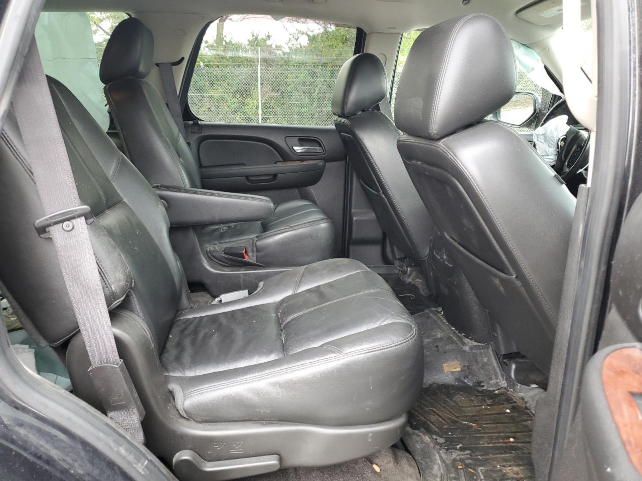 2012 Chevrolet Tahoe VIN 1GNSKBE06CR315593 Copart auction photo, front end damage thumbnail 11