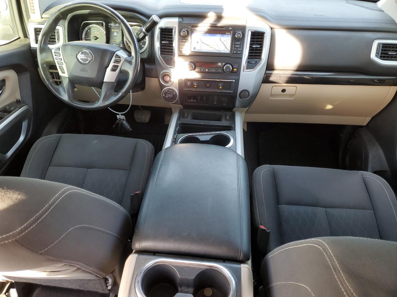 2017 Nissan Titan VIN 1N6BA1F42HN516703 Copart auction photo, hail damage thumbnail 8