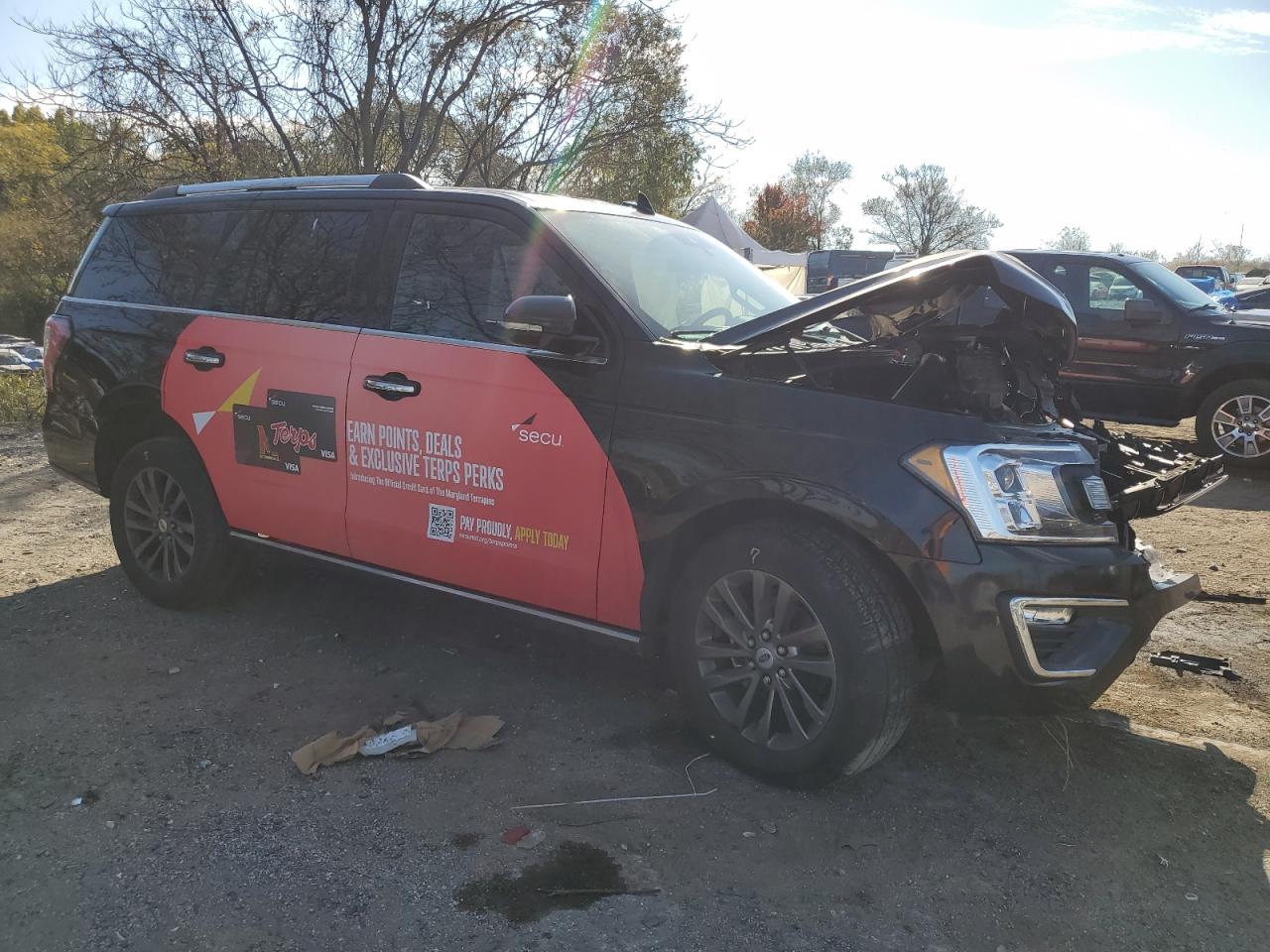 2021 Ford Expedition VIN 1FMJU1KT4MEA17183 Copart auction photo, front end damage thumbnail 4