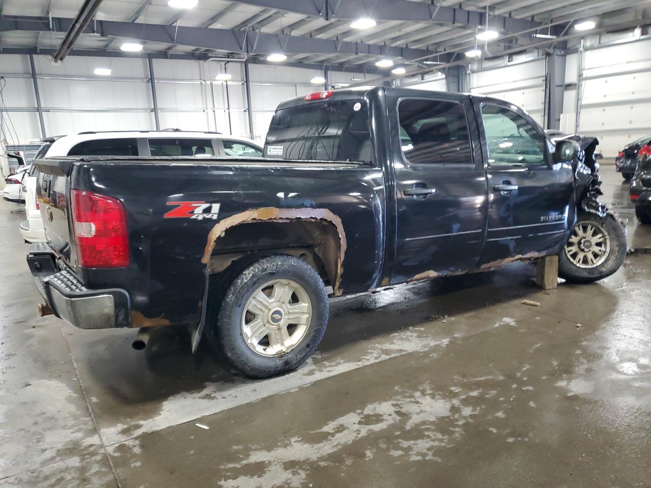 2010 Chevrolet Silverado VIN 3GCRKSE38AG141699 Copart auction photo, all over damage thumbnail 3