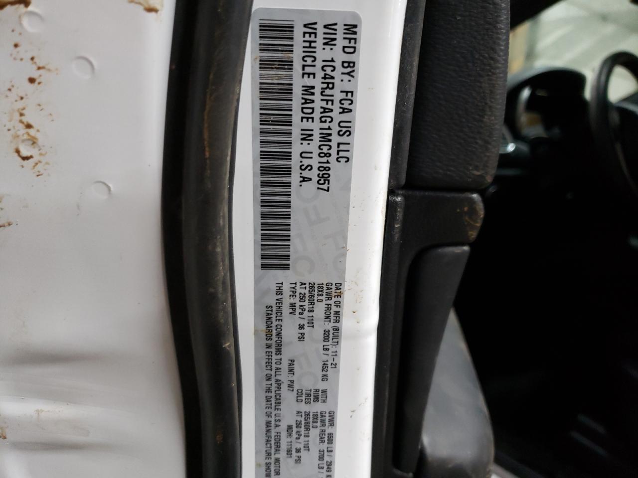 2021 Jeep Grand Cherokee VIN 1C4RJFAG1MC818957 Copart auction photo, side / minor dent/scratches damage thumbnail 13