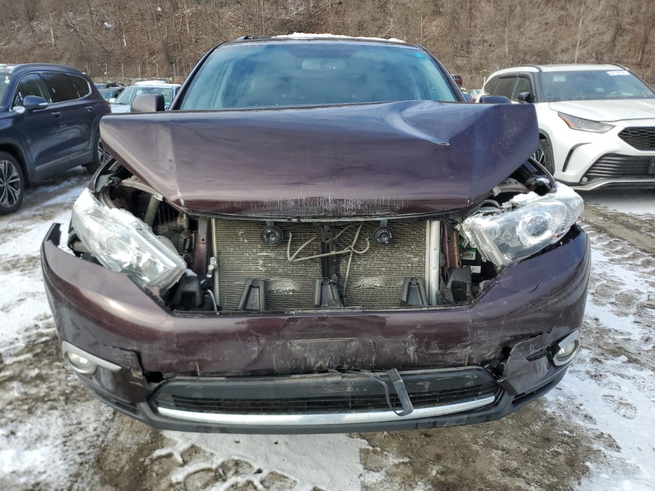 2011 Toyota Highlander VIN 5TDBK3EH8BS070087 Copart auction photo, front end damage thumbnail 5