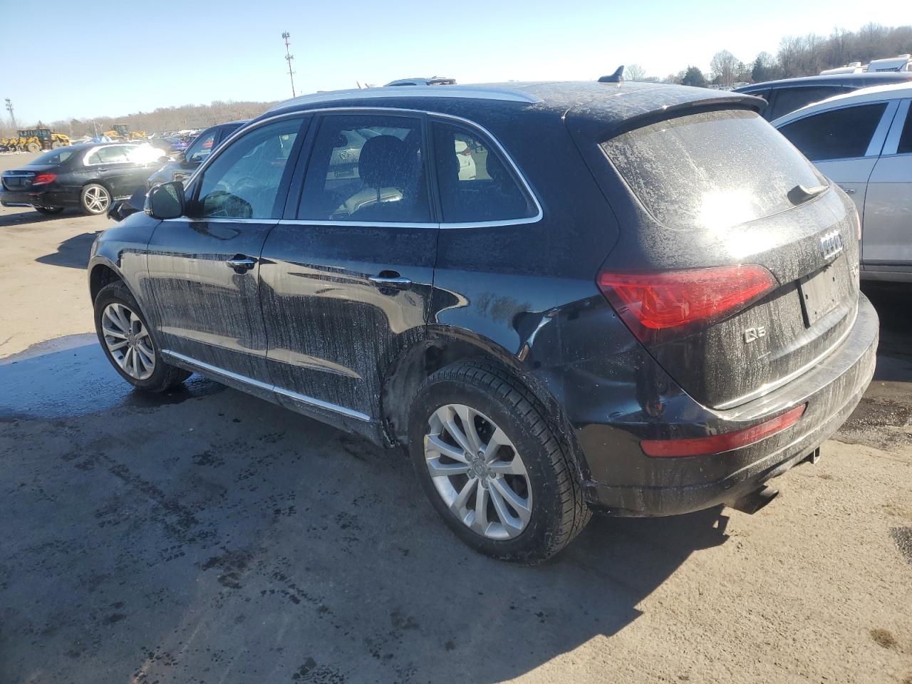 2015 Audi Q5 VIN WA1LFAFP1FA114060 Copart auction photo, minor dent/scratches damage thumbnail 2