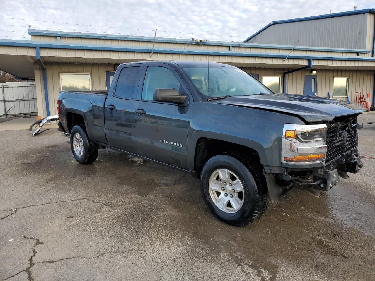 2018 Chevrolet Silverado VIN 1GCRCNEC8JZ200667 Copart auction photo, front end damage thumbnail 4