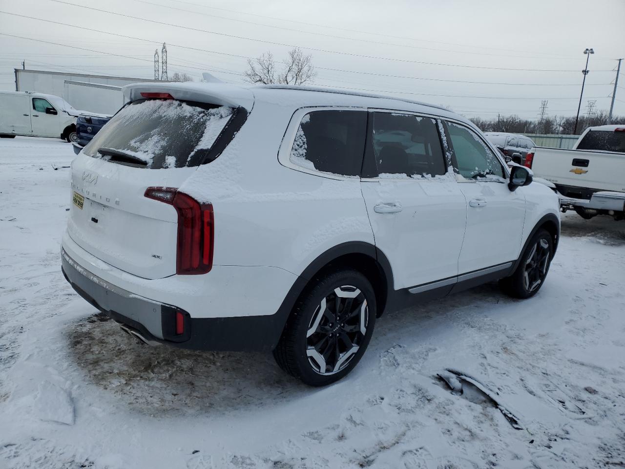 2024 KIA Telluride VIN 5XYP6DGC2RG564261 Copart auction photo, side damage thumbnail 3