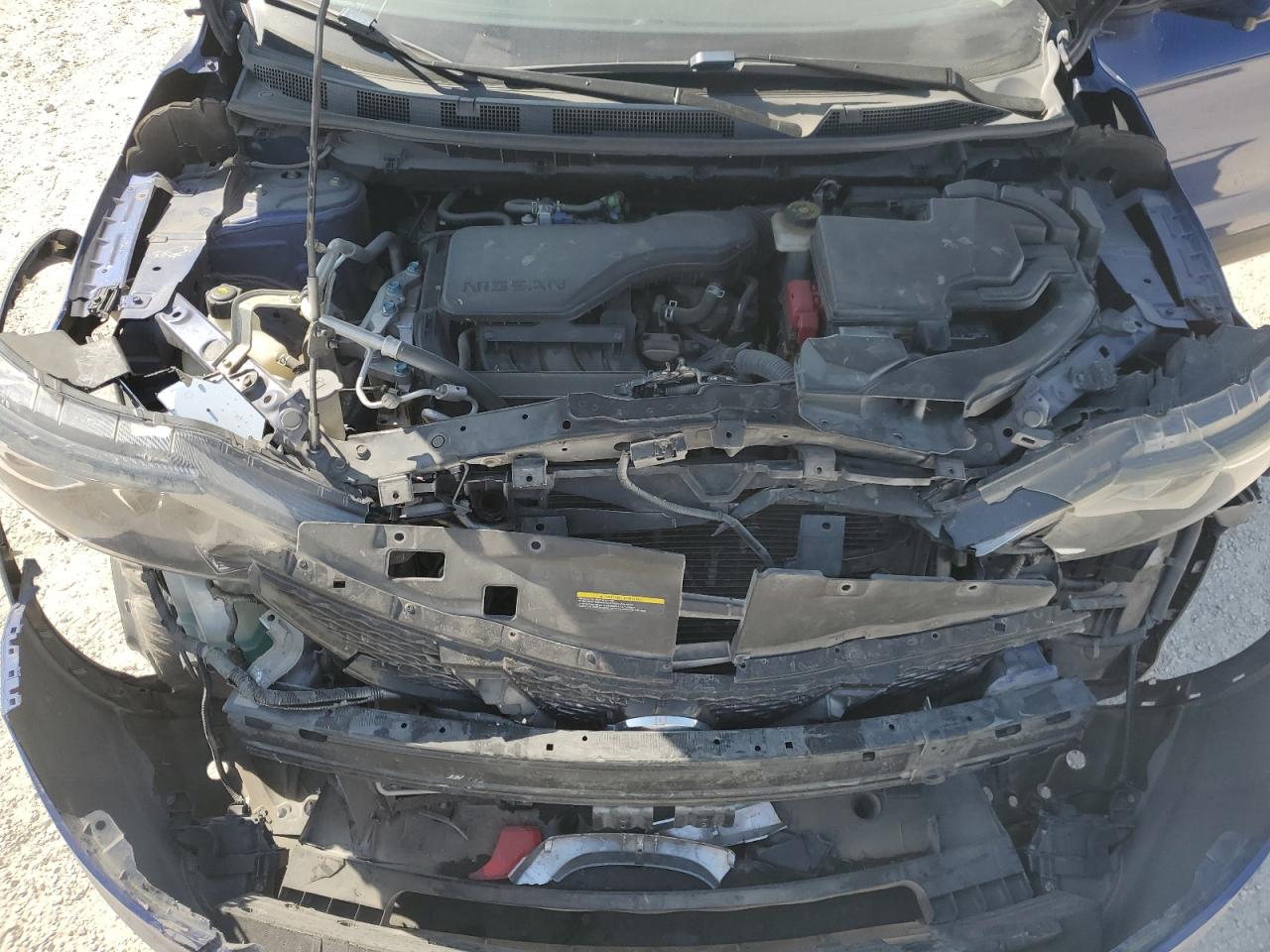 2017 Nissan Rogue VIN JN1BJ1CP7HW003199 Copart auction photo, front end / minor dent/scratches damage thumbnail 13